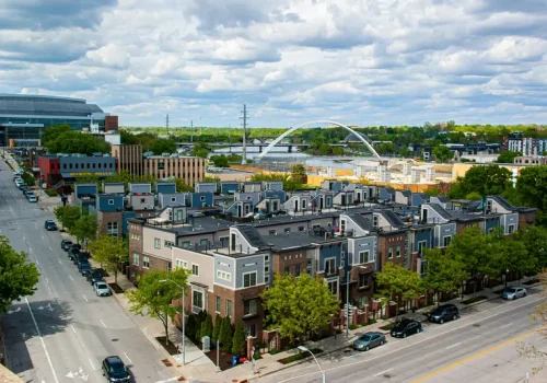 Comprehensive Guide to Auto Transport Services in Des Moines, Iowa